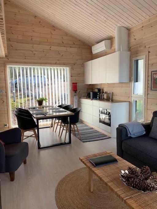 Villa Korppi Kirkkonummi Εξωτερικό φωτογραφία